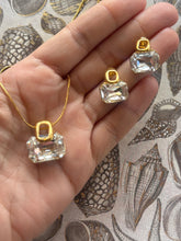 Load image into Gallery viewer, Valentina Necklace Set