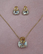 Load image into Gallery viewer, Valentina Necklace Set