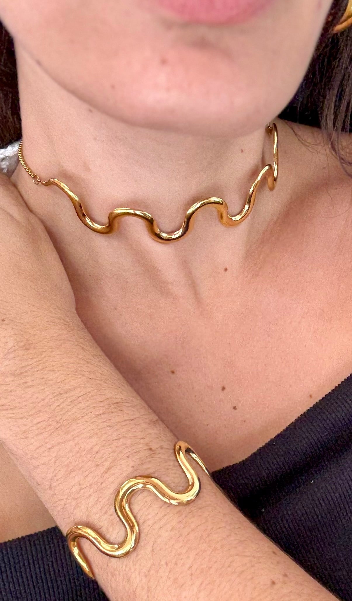 Wave Necklace and Bracelet Set