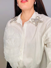 Load image into Gallery viewer, Fabulous Classic Blouse
