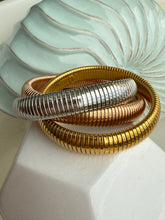 Load image into Gallery viewer, Tricolor Interwined Bracelet
