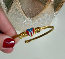 Load image into Gallery viewer, Puerto Rico Heart Bracelet
