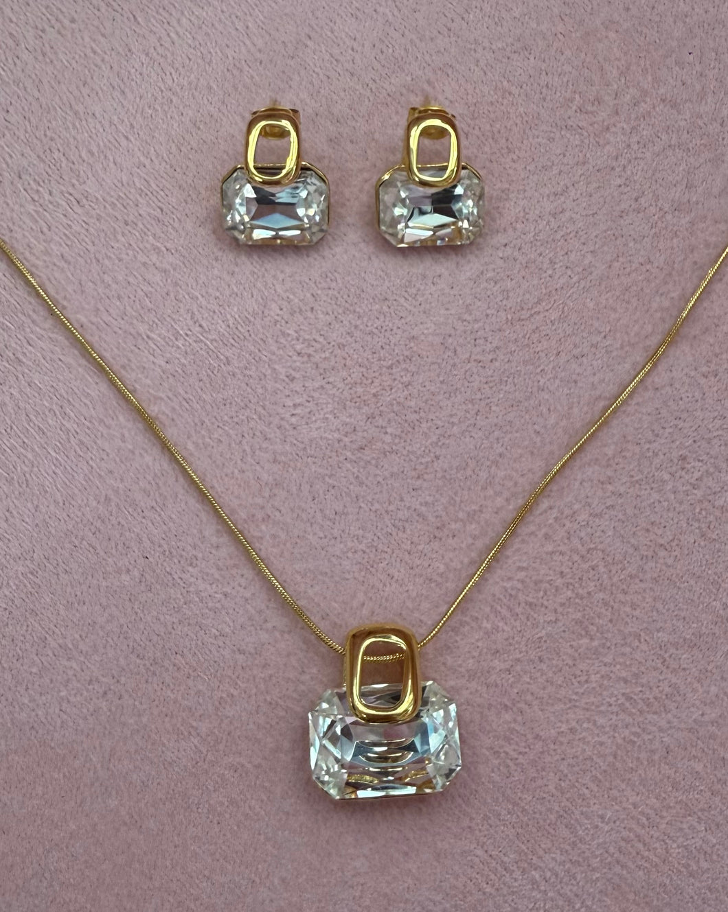 Valentina Necklace Set