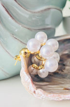 Load image into Gallery viewer, Bold Pearls Earrings
