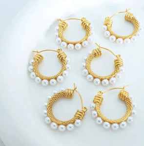 Pearls Earrings