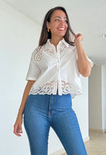 Load image into Gallery viewer, White Linen &amp; Crochet Crop Top
