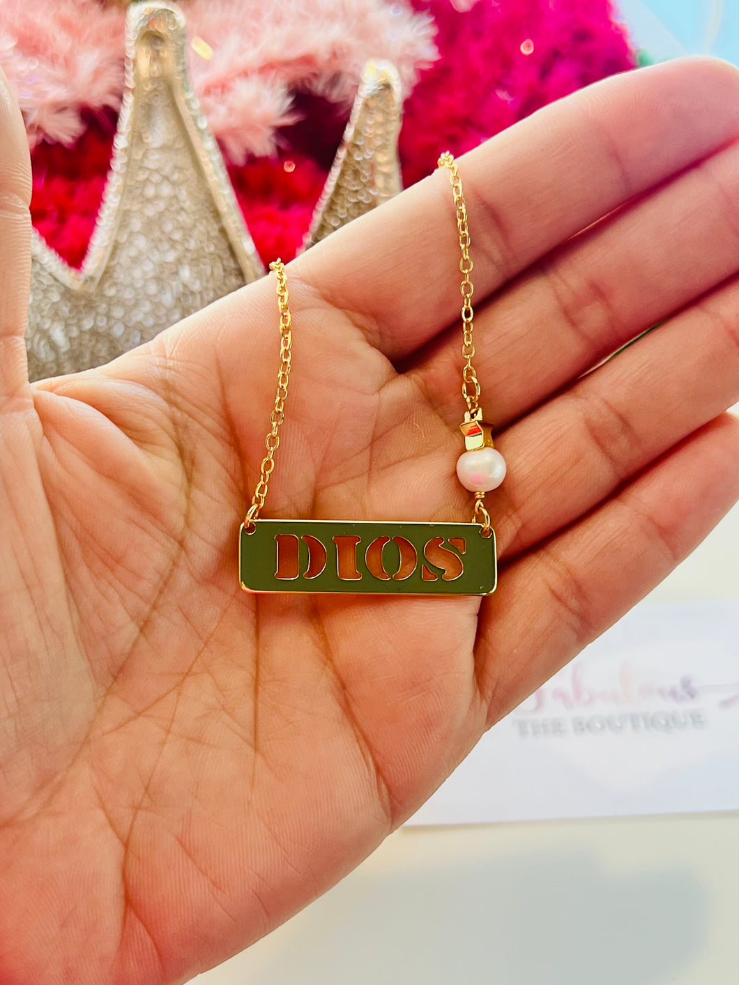 Dios Necklace