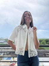 Load image into Gallery viewer, White Linen &amp; Crochet Crop Top

